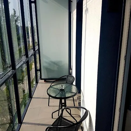 아파트 Wola Loft
